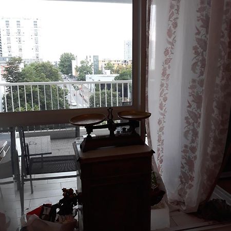 Flore Тулуза Екстериор снимка